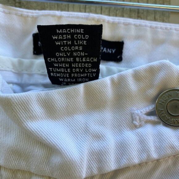 NEW YORK & COMPANY 10 Slit White Bermuda Shorts - Picture 6 of 13